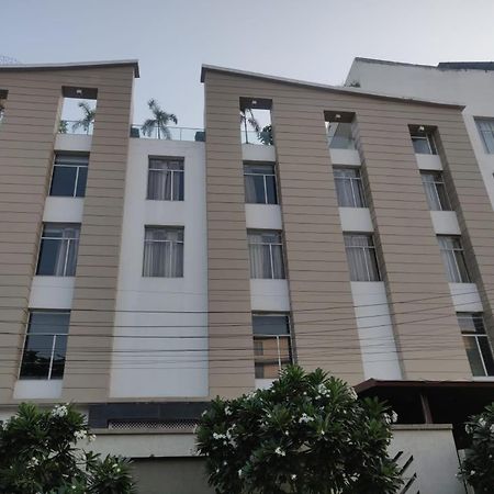 Hotel Casaya Inn Chinhat Exterior photo